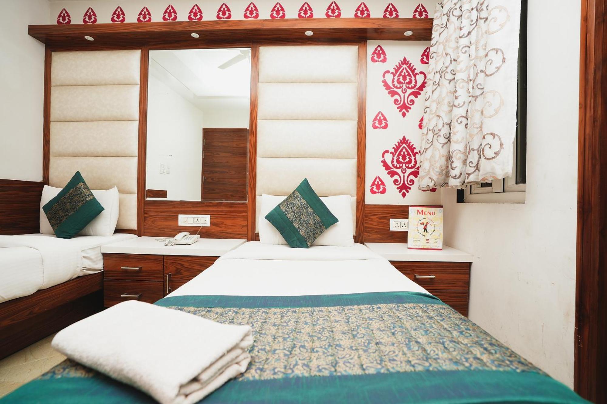 Hotel Kabir Palace Karol Bagh New Delhi Buitenkant foto